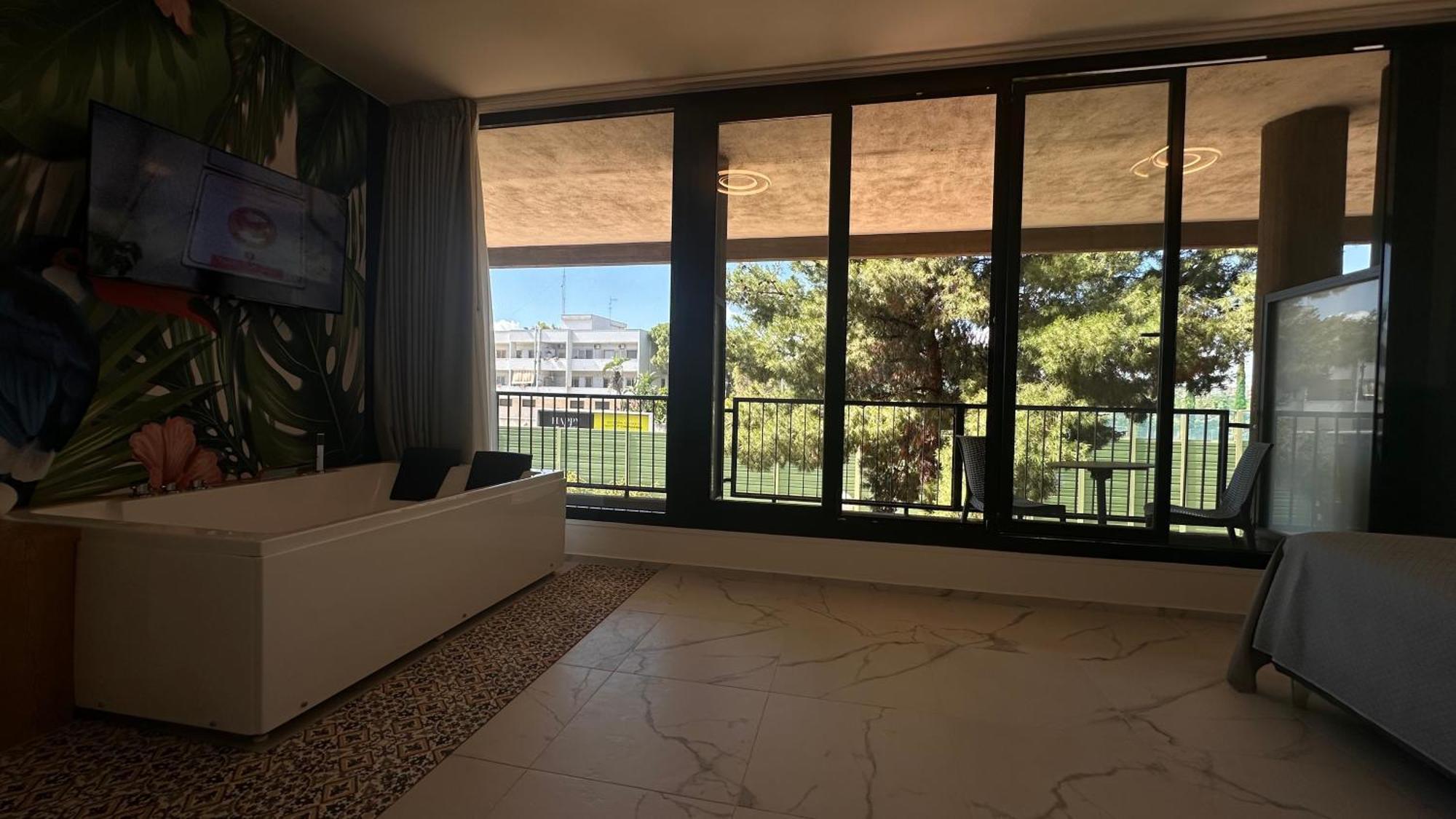 Cconforthotels Puglia Promenade Apartment 5 Bari Eksteriør billede